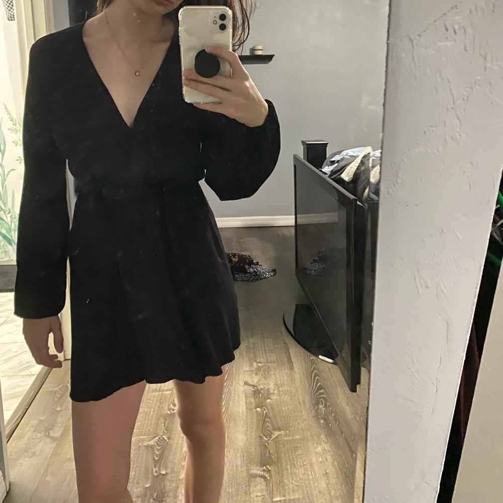 Brandy Melville Black long sleeve wrap dress